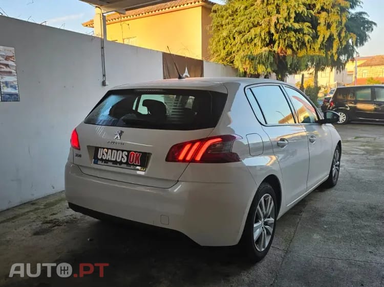 Peugeot 308 1.5 BlueHDi Style