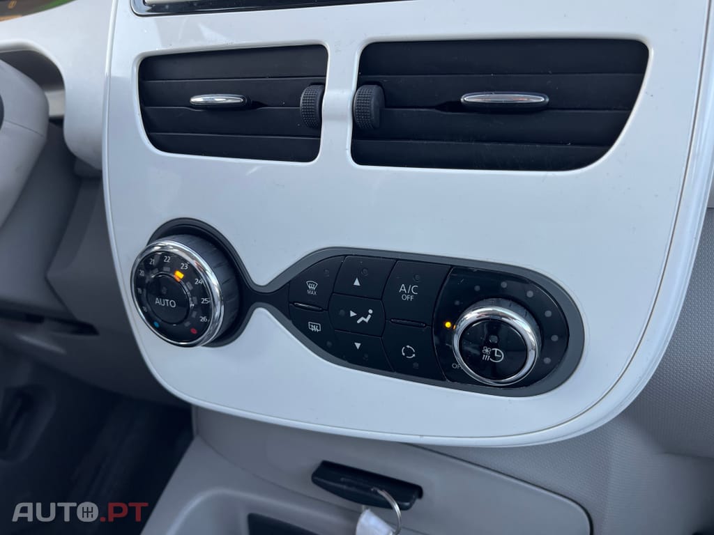 Renault Zoe (c/ Bateria) Intens 40 Q90