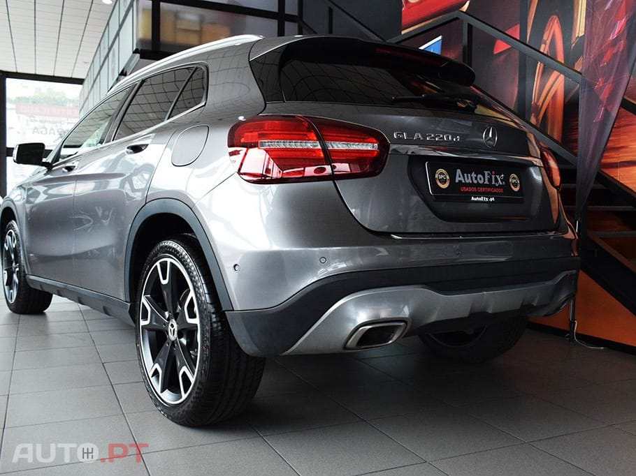 Mercedes-Benz GLA 220 d AMG Line
