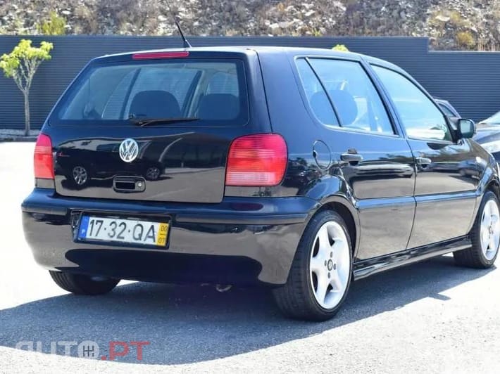 Volkswagen Polo Outro