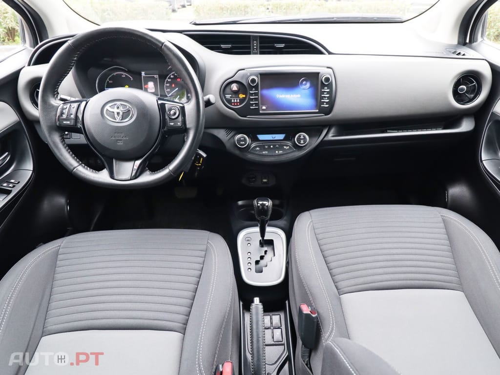 Toyota Yaris 1.5 HSD Active