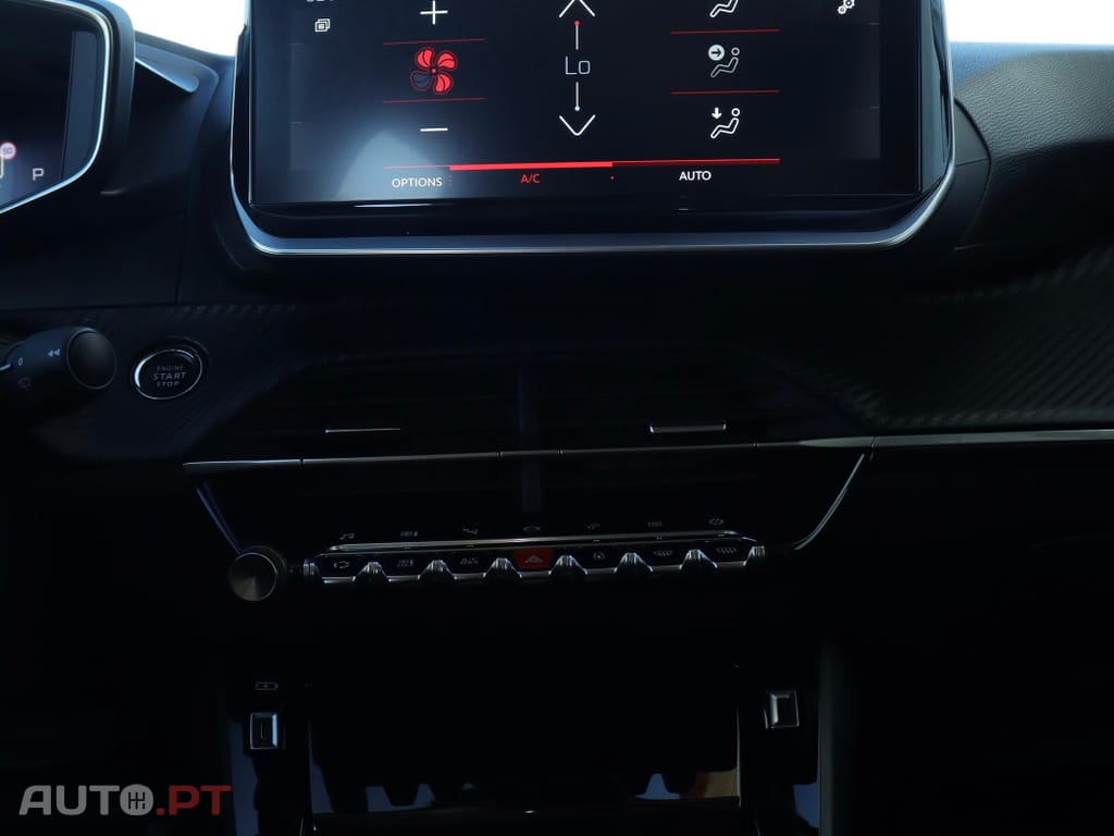 Peugeot 2008 1.2 PureTech Allure Pack EAT8