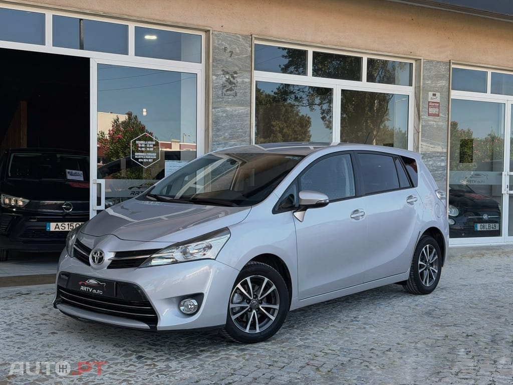 Toyota Verso 2.0 D-4D Exclusive+GPS