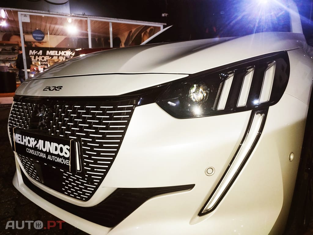 Peugeot E-208 50 kWh GT Pack