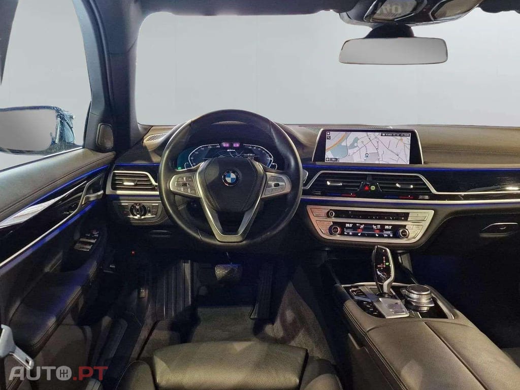 BMW 745 xDrive longo