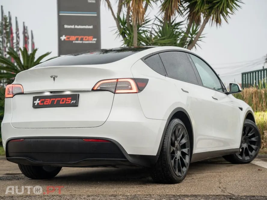 Tesla Model Y Tração Traseira