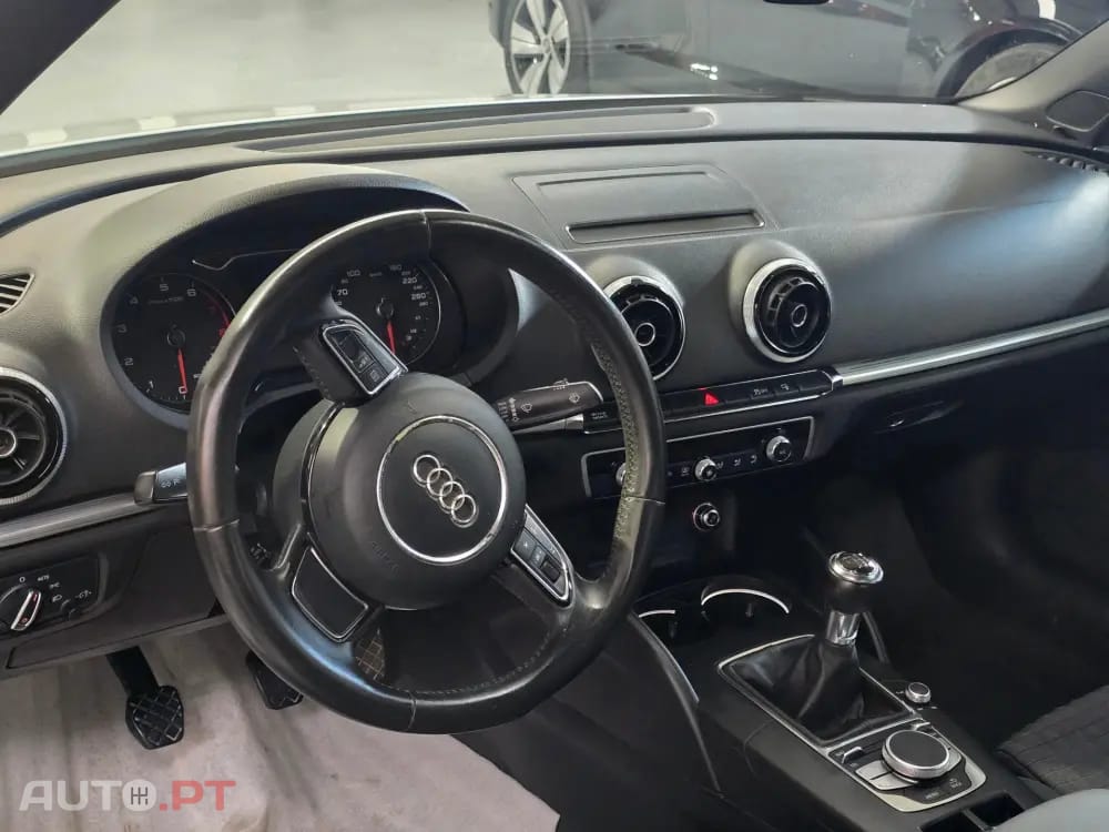 Audi A3 Cabrio 1.4 TFSi Attraction