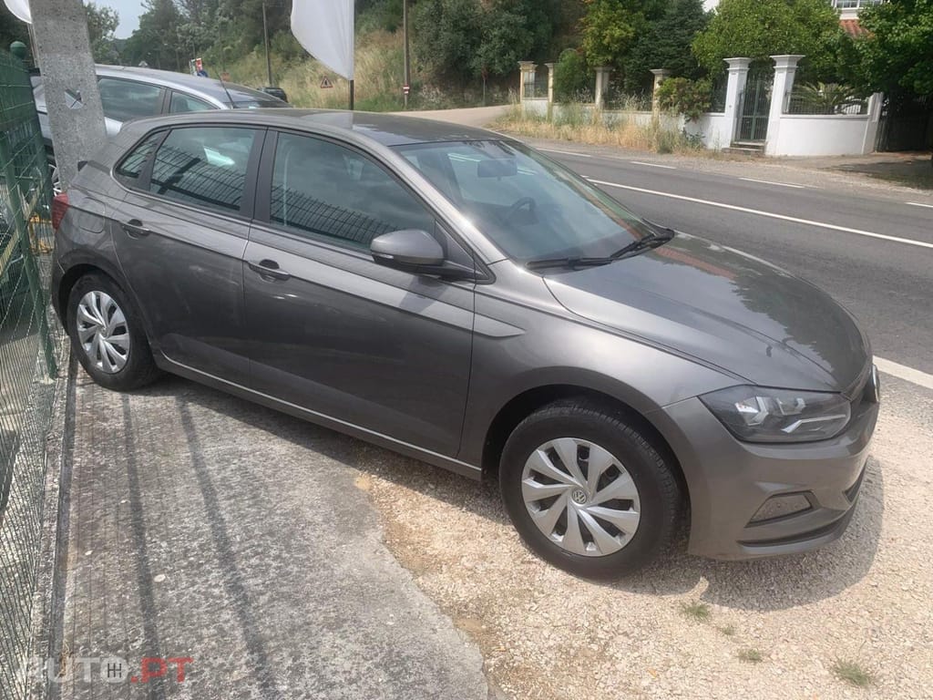 Volkswagen Polo 1.0 Confortline