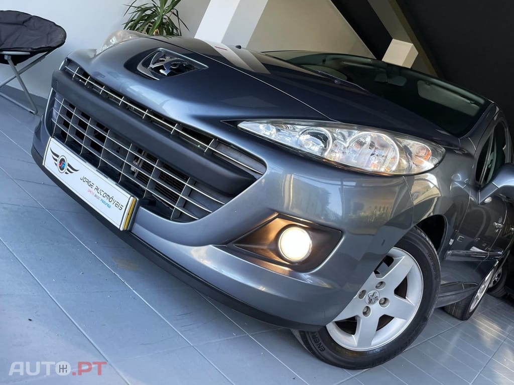 Peugeot 207 1.4 HDi SE Sportium