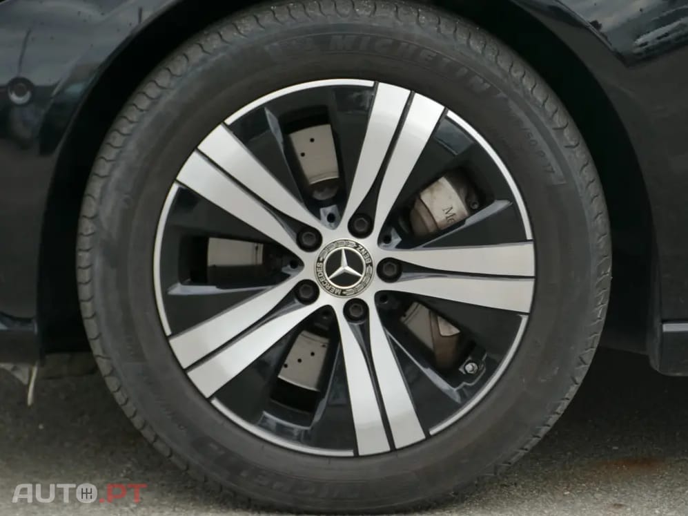 Mercedes-Benz C 300 e Avantgarde