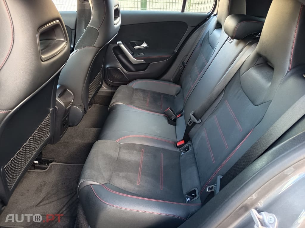 Mercedes-Benz A 250 e AMG Line