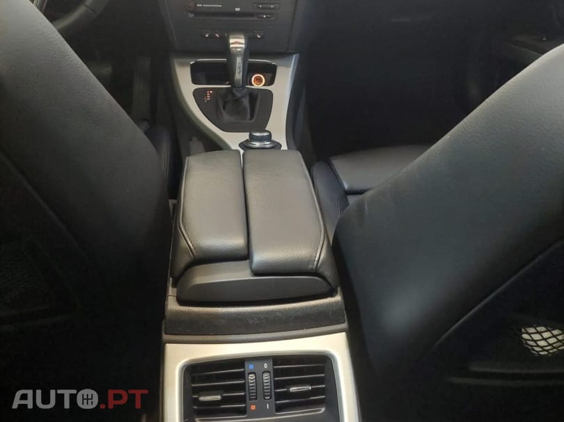 BMW 335 i Coupe Aut.
