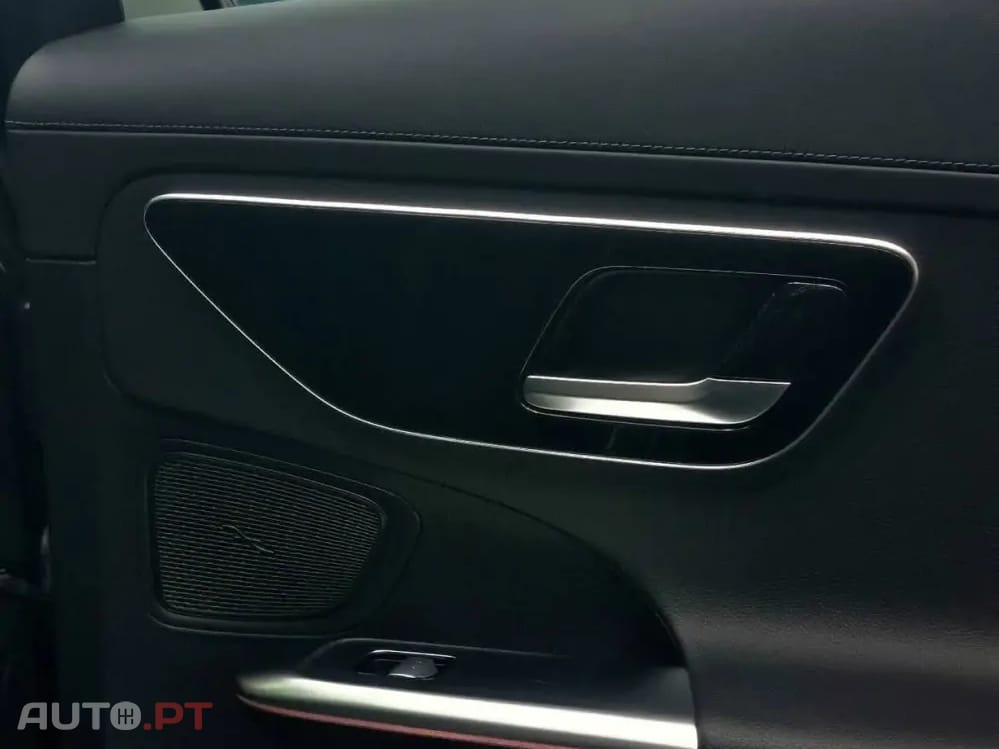 Mercedes-Benz C 300 e AMG Pack Night