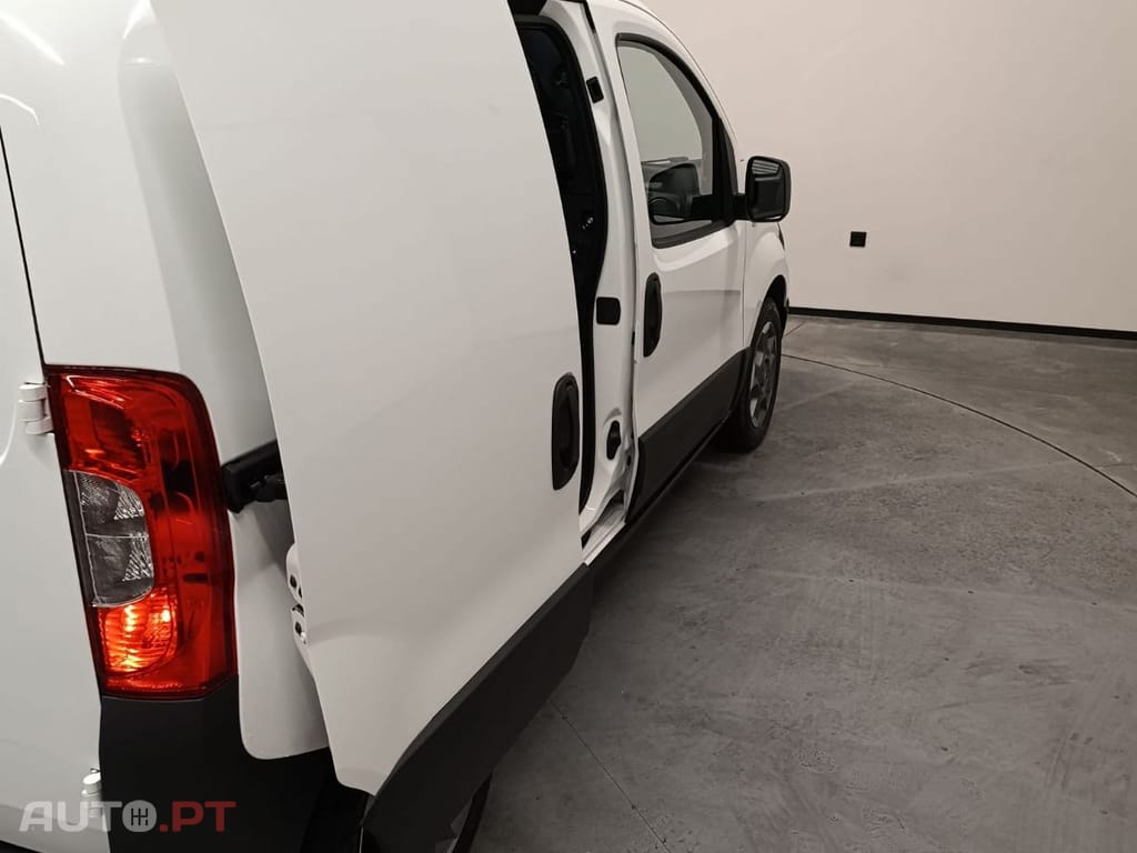 Fiat Fiorino 1.3 M-jet Adventure