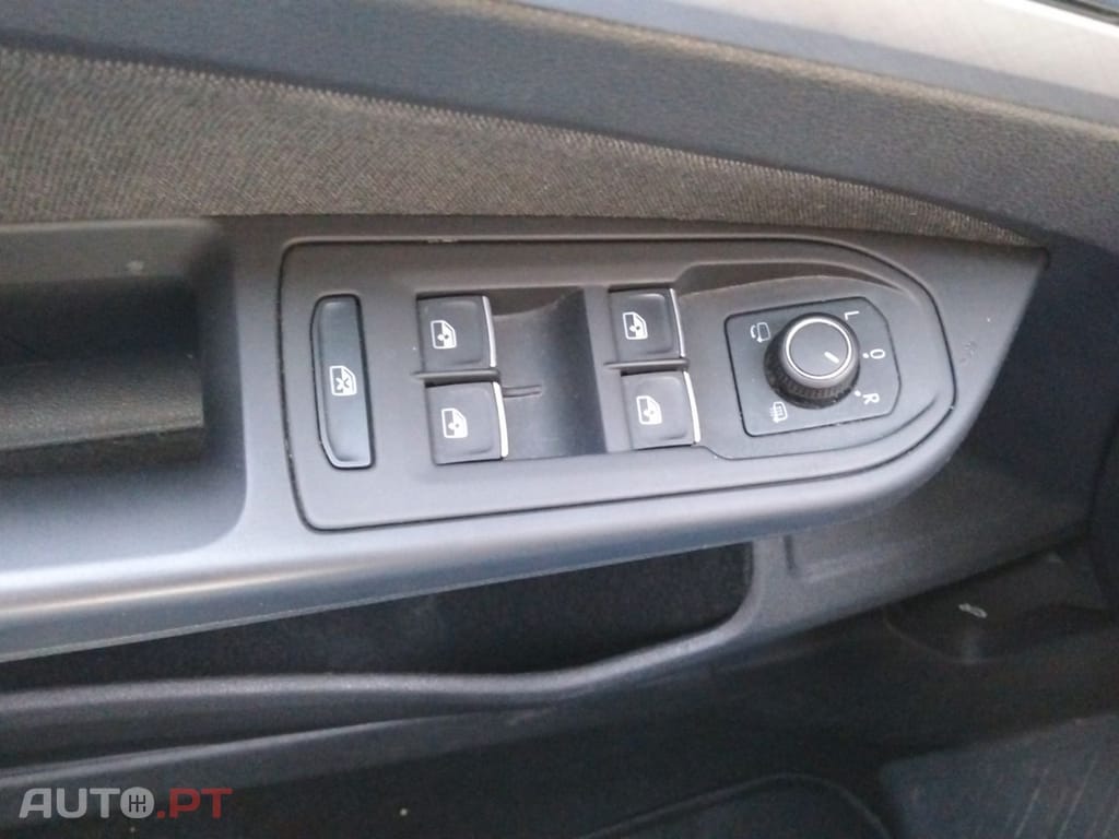 Volkswagen Golf 1.0 TSI Life