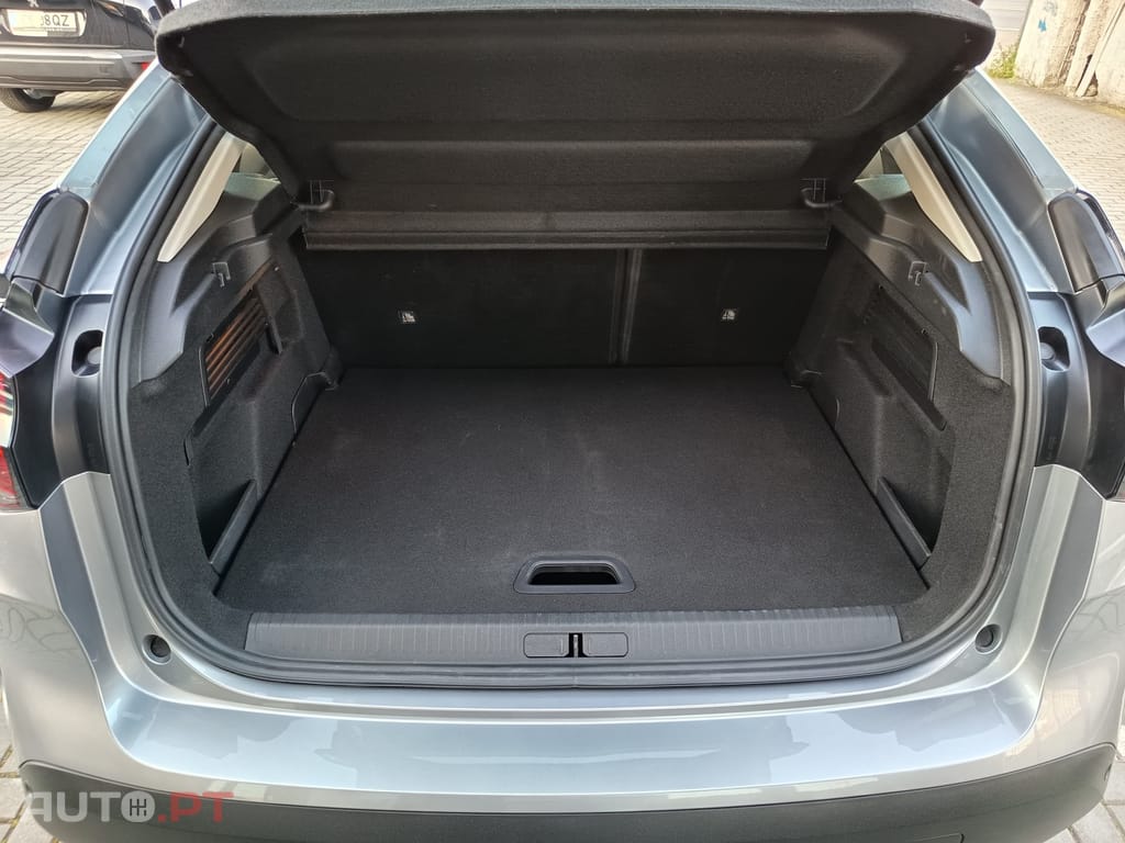 Citroen C4 1.5 BlueHDi Shine Pack EAT8