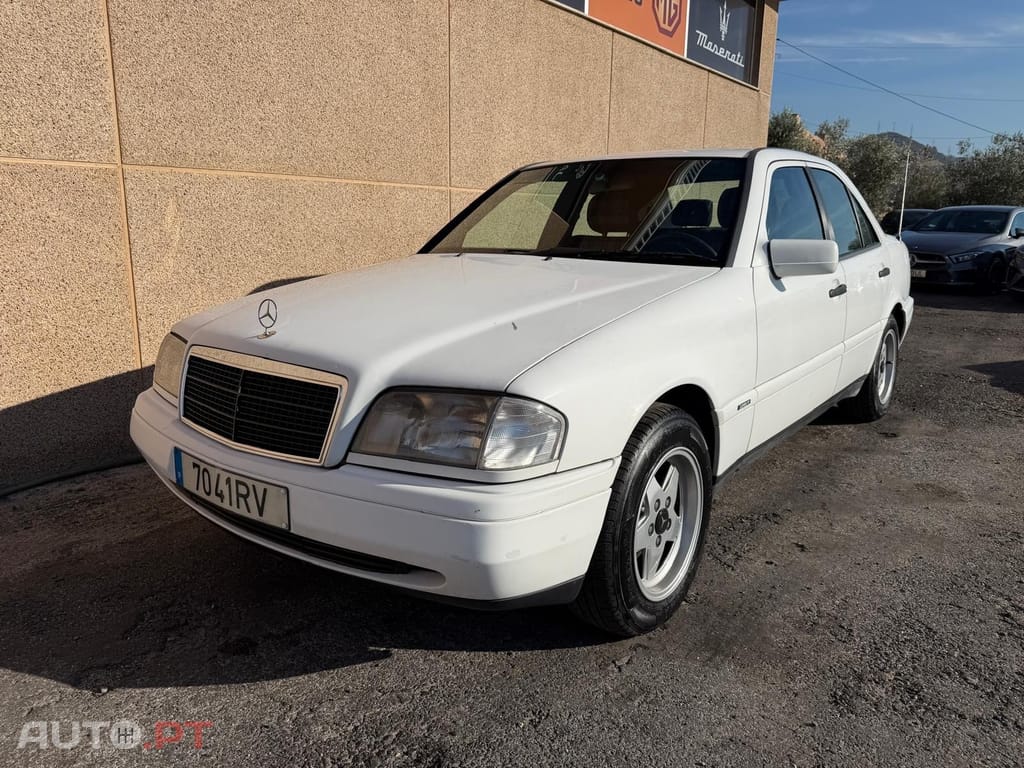 Mercedes-Benz C 200 D Elegance