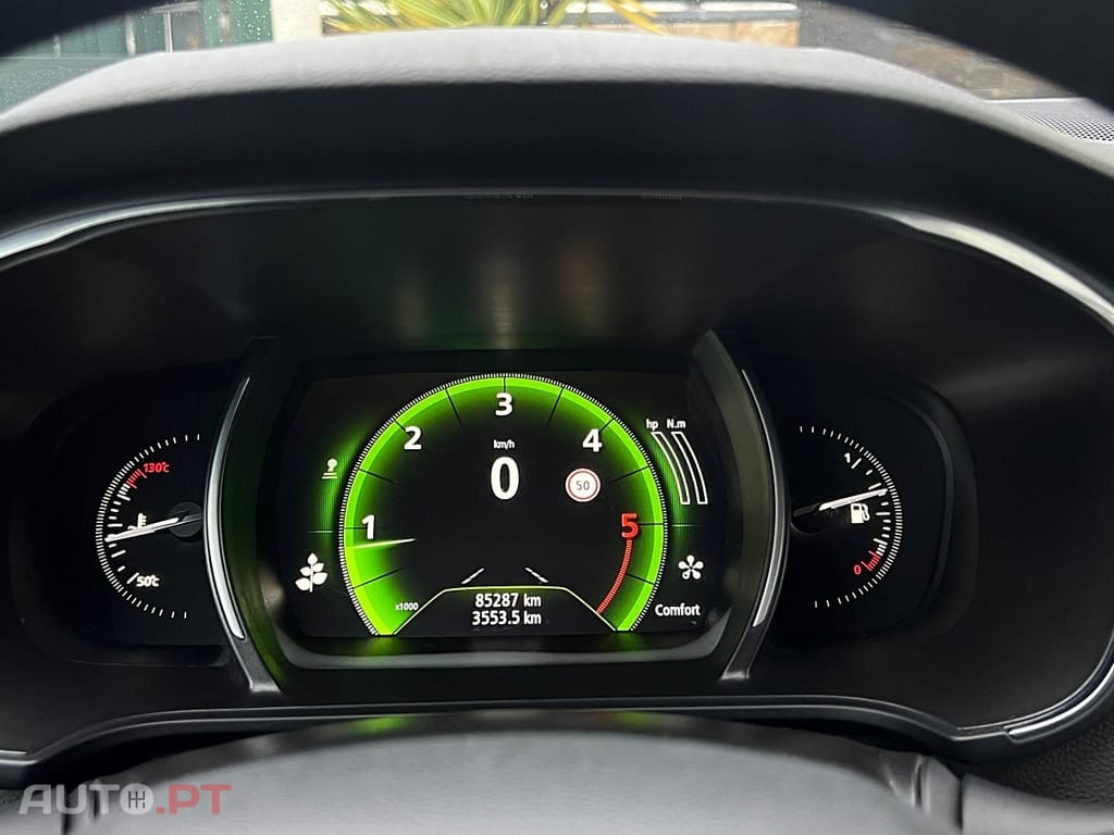 Renault Mégane 1.5 dCi Dynamique S SS — fotografia 13
