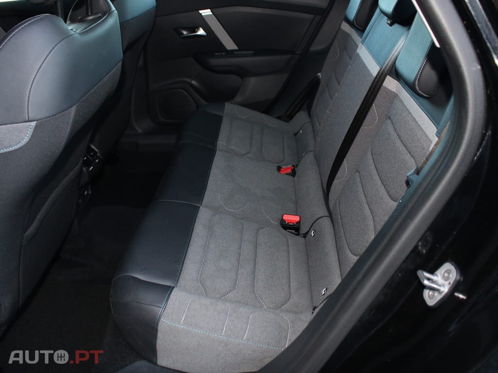 Citroen e-C4 C-Series