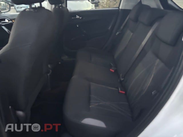 Peugeot 208 1.4 HDi SE Style