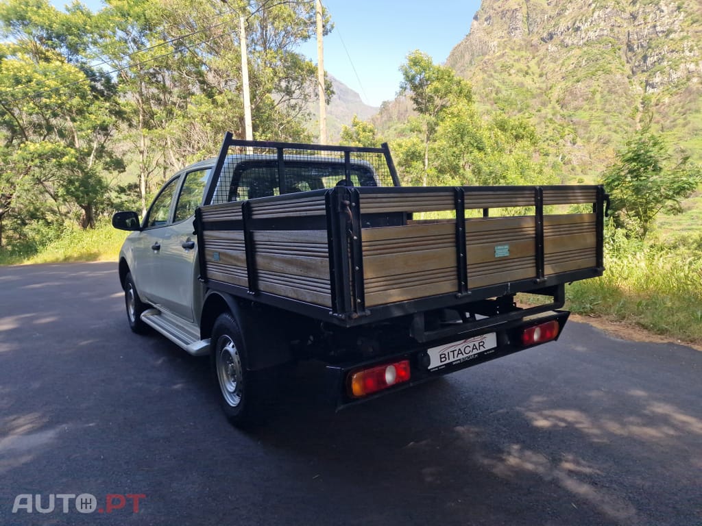 Mitsubishi L200 2.3 DI-D CD Invite 2WD