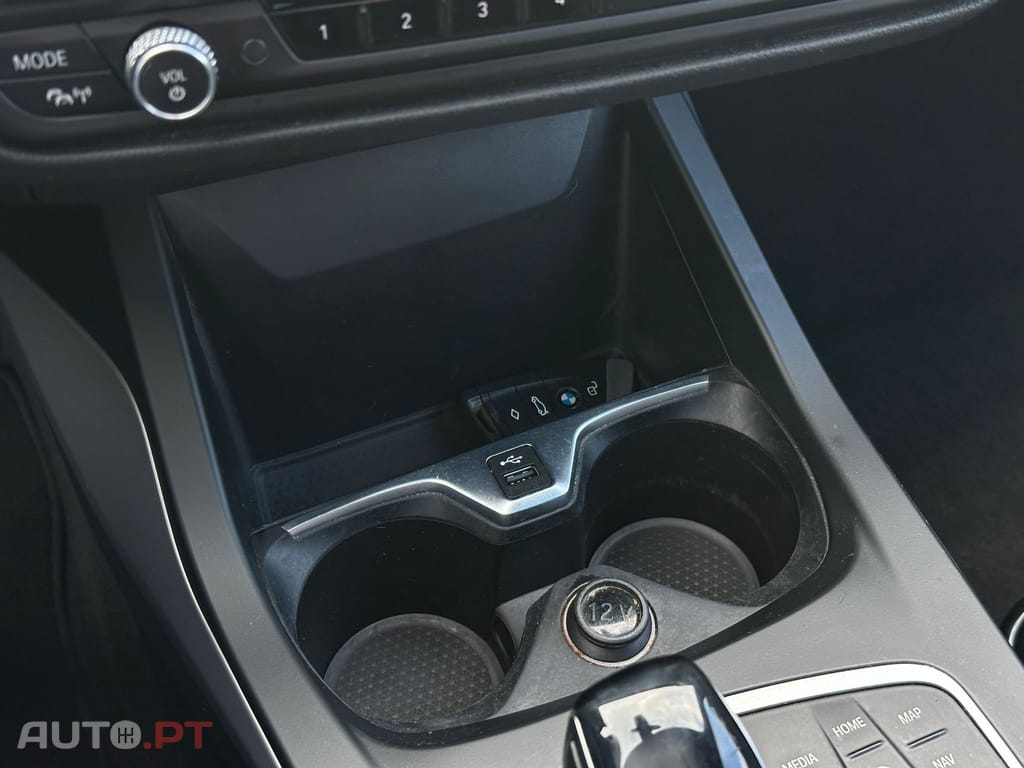 BMW 116 d Pack M Auto