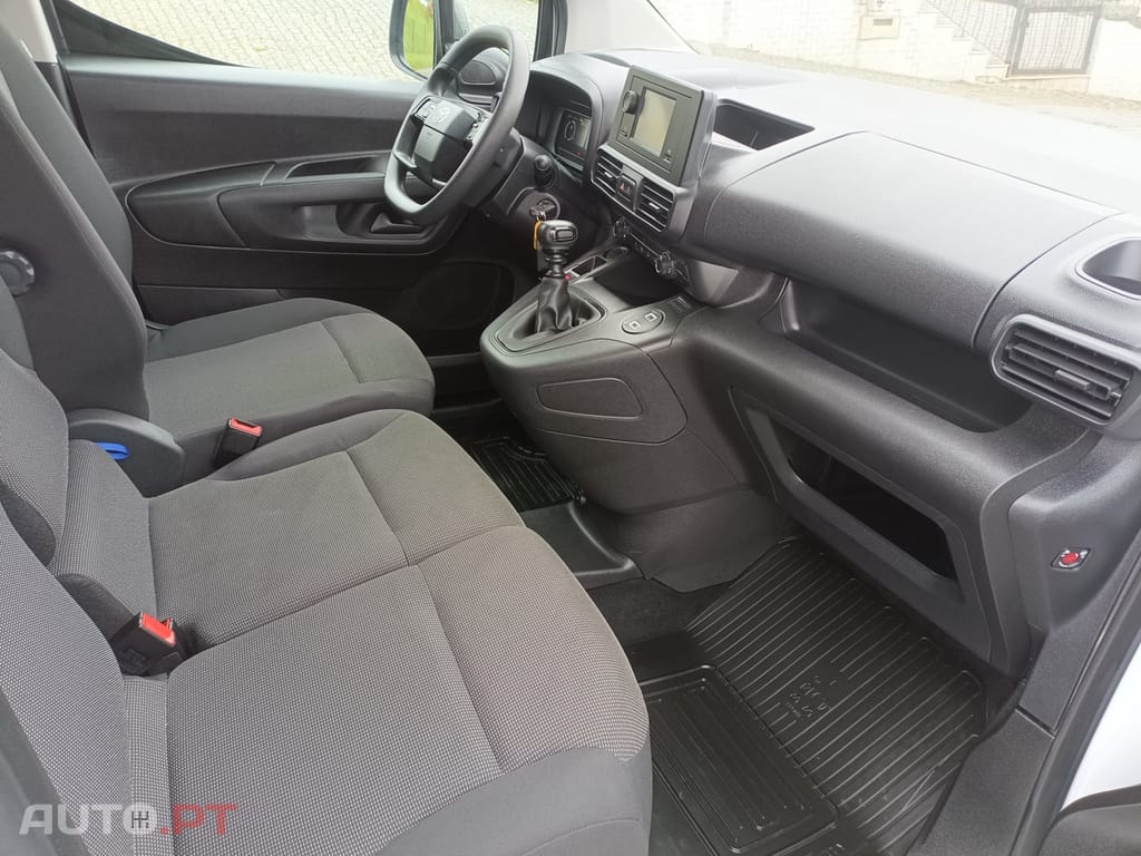 Toyota Proace City 1.5 HDI Longa 2025 10.000Km