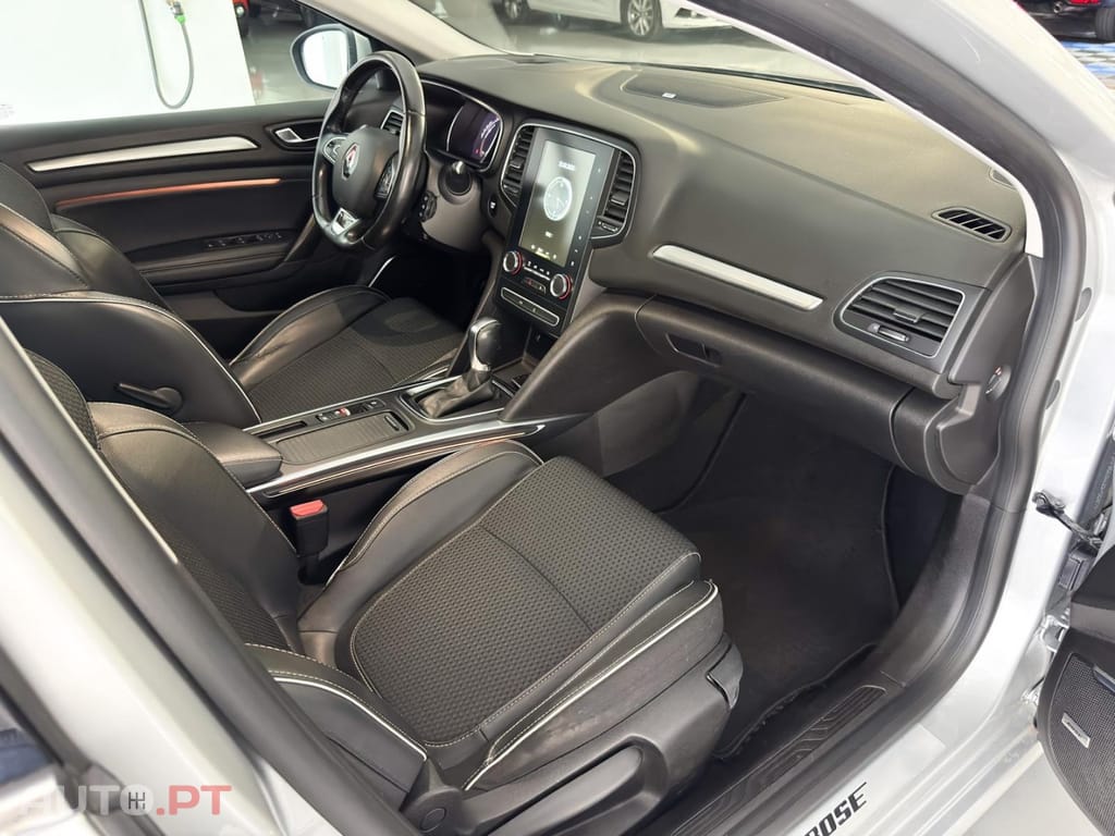 Renault Mégane Sport Tourer 1.5 Blue dCi Bose Edition EDC