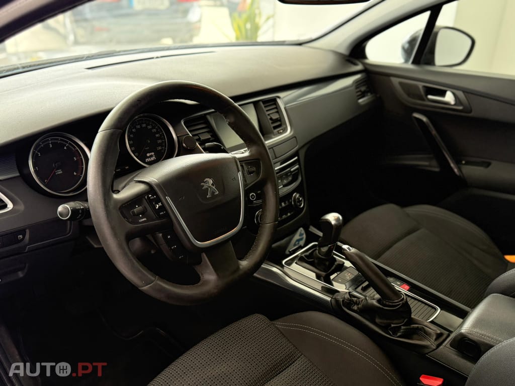 Peugeot 508 SW 1.6 e-HDi Active 2-Tronic