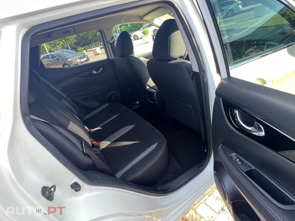 Nissan Qashqai 1.5 dCi N-Connecta Business