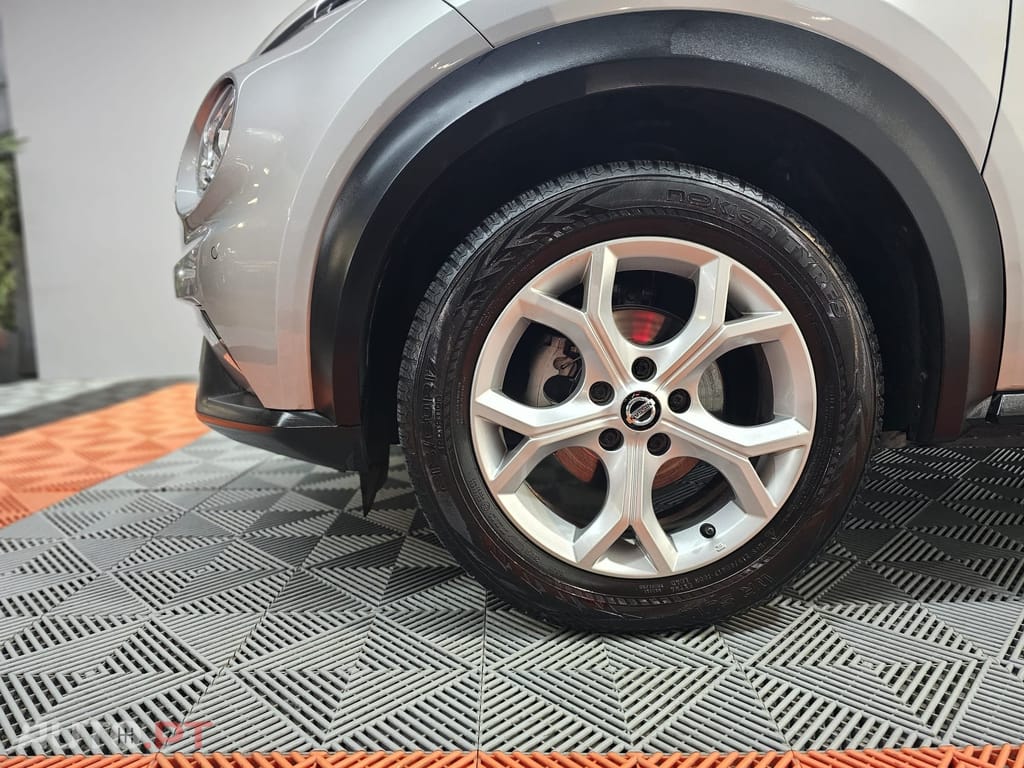 Nissan Juke 1.0 DIG-T DCT Tekna