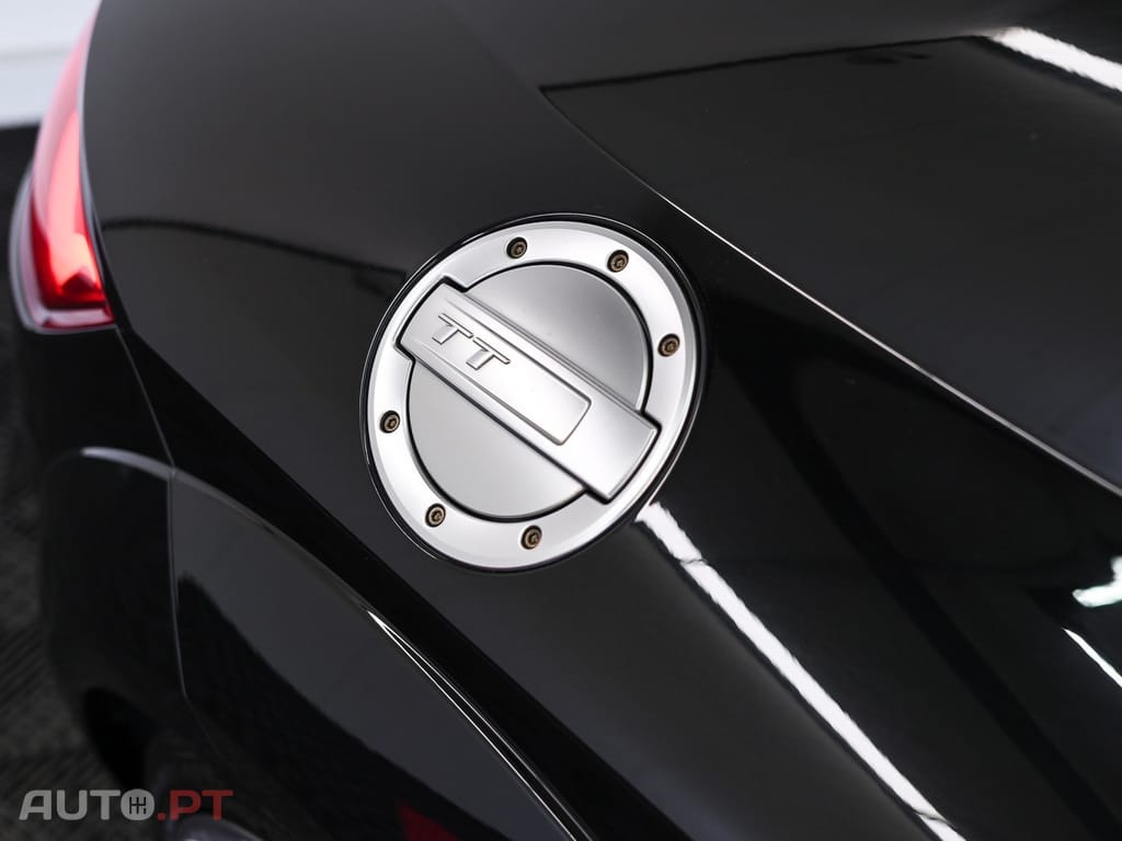Audi TT 2.0 TFSI quattro S-line S tronic