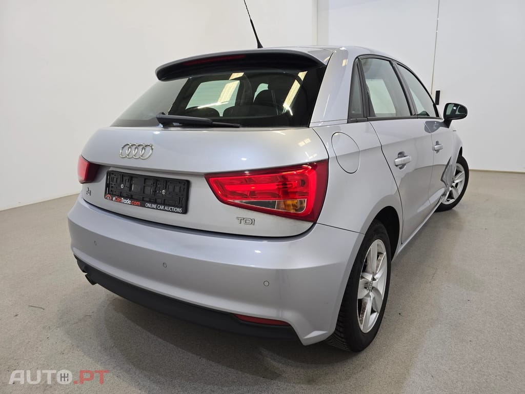Audi A1 1.4 TDI - Navi Klima