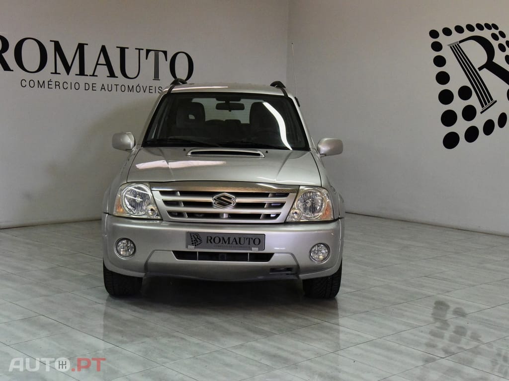 Suzuki Grand Vitara XL7 2.0 HDI 16V 4X4 7LUG