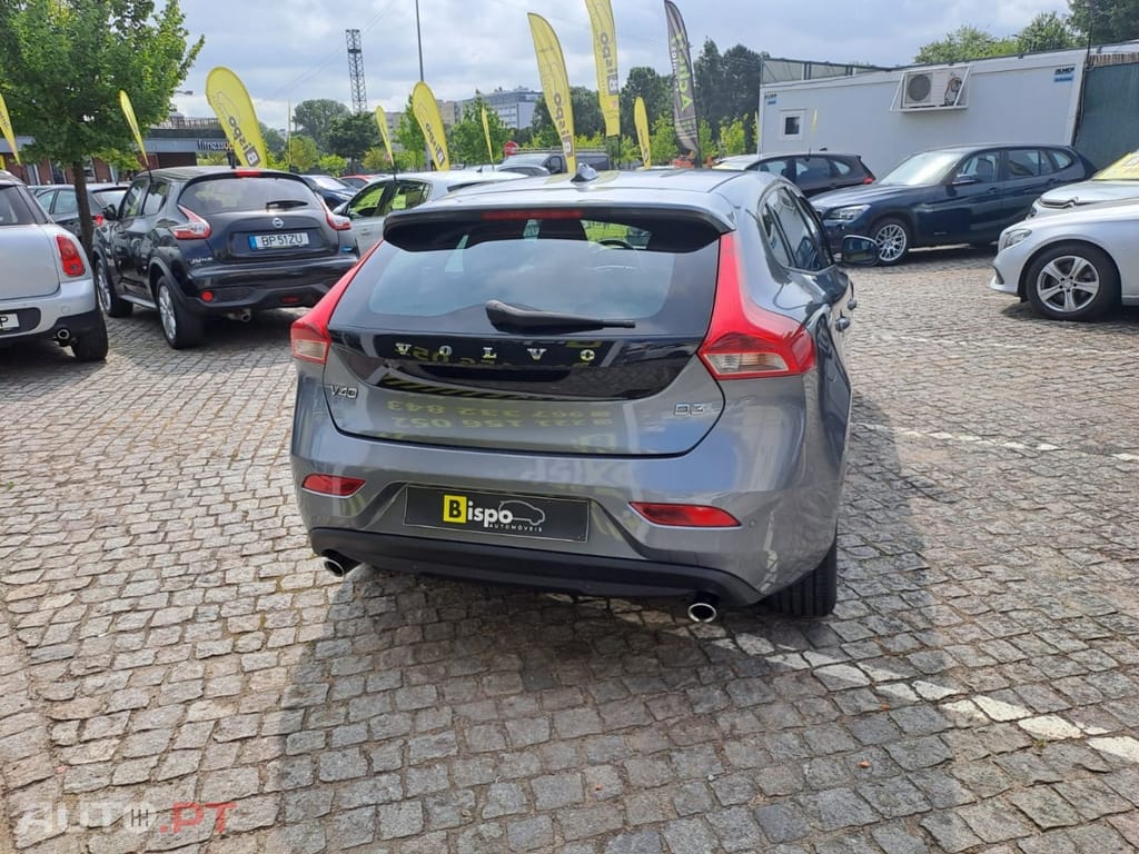 Volvo V40 2.0 D3 Momentum