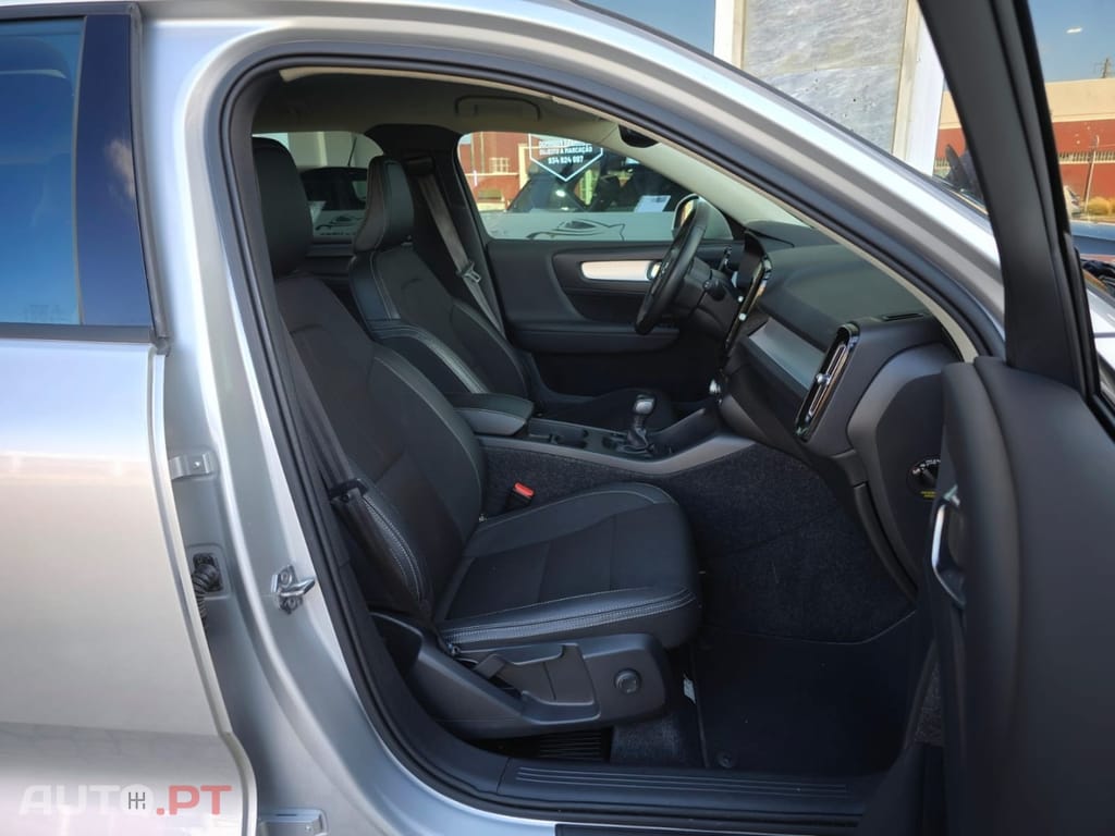 Volvo XC40 2.0 D3 Momentum