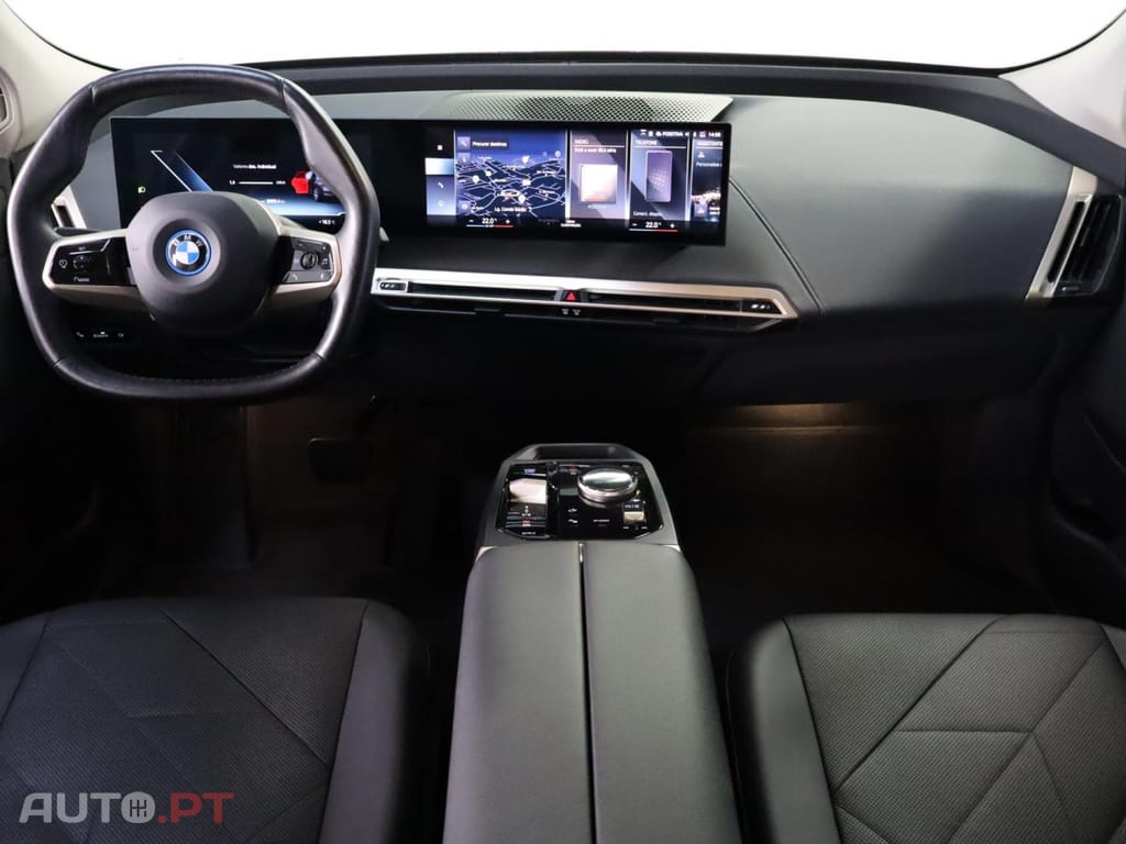 BMW iX xDrive40