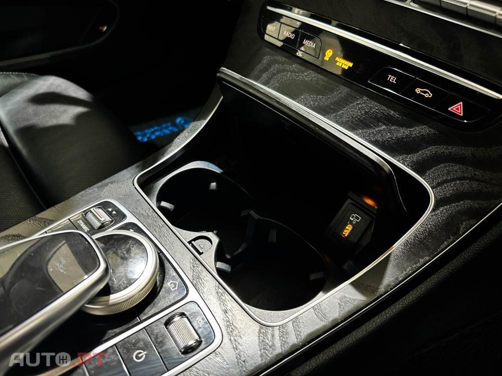 Mercedes-Benz C 200 Cabrio 9G-Tronic AMG Line