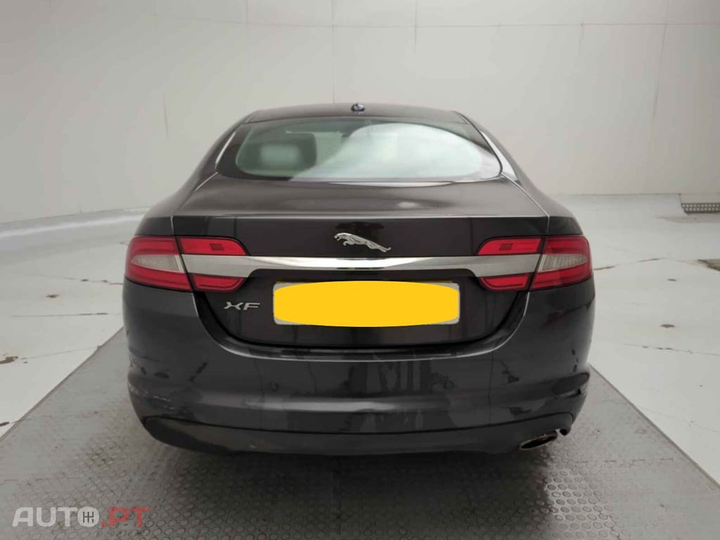 Jaguar XF Premium Luxury