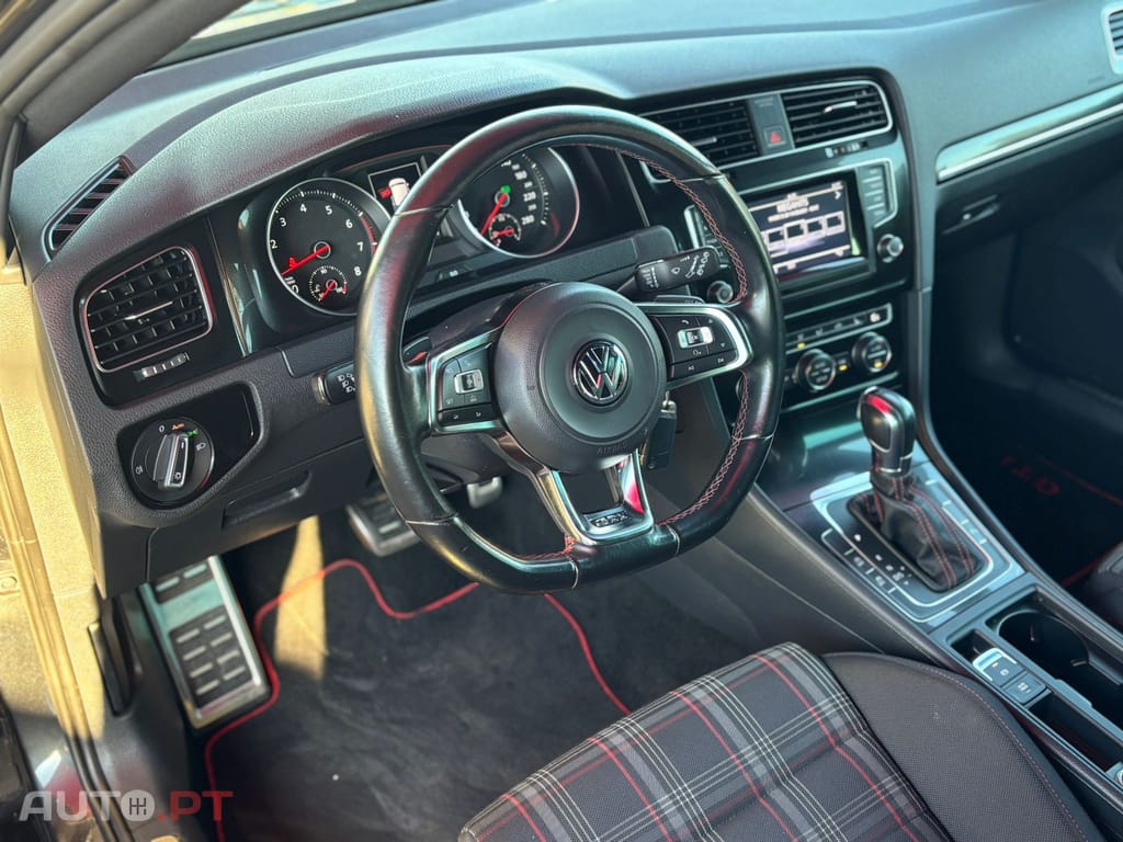 Volkswagen Golf 2.0 TSi GTi DSG