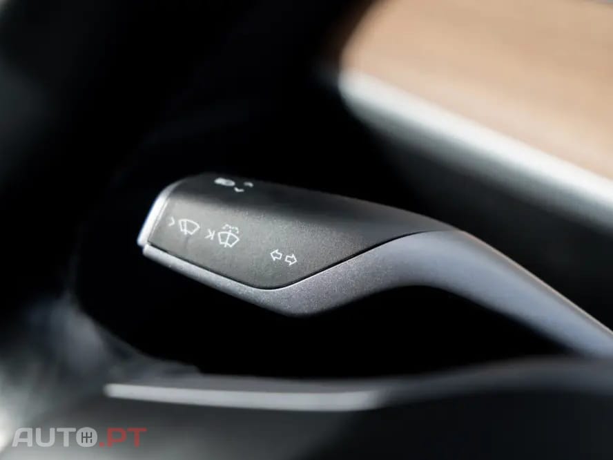 Tesla Model 3 Long Range AWD Dual Motor Performance