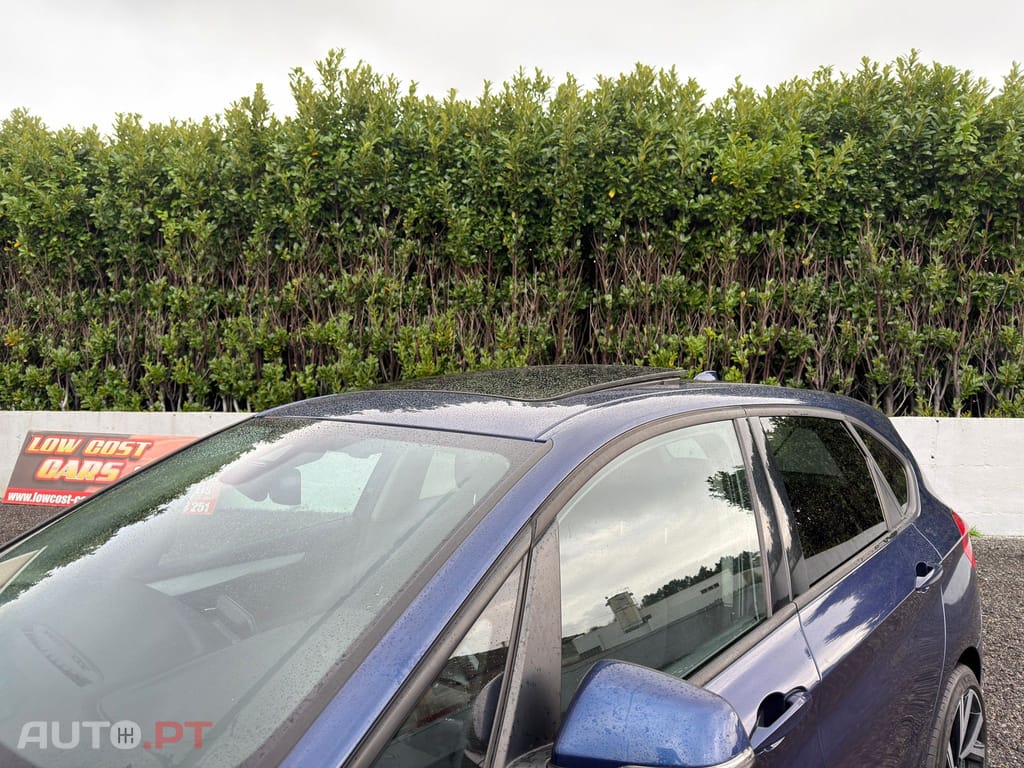 BMW 216 d Line Sport