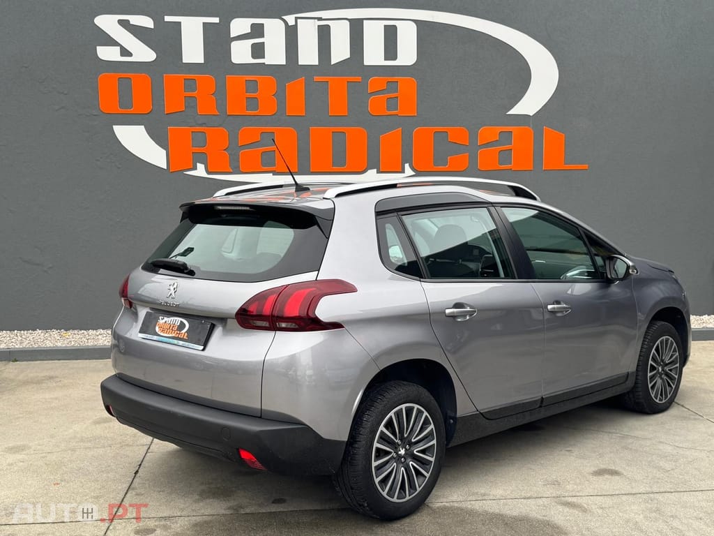 Peugeot 2008 1.2 PureTech Allure