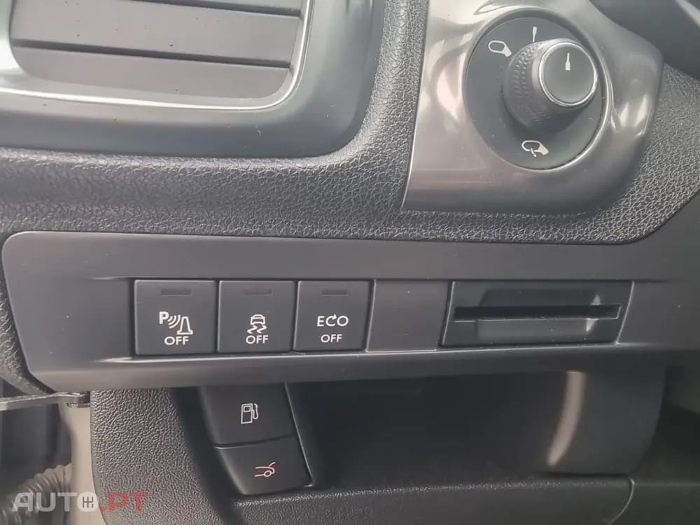 Citroen DS5 2.0 HDi Hybrid4 So Chic CMP6