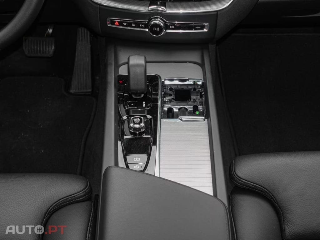 Volvo XC60 R  AWD  I.V.A DEDUTIVEL