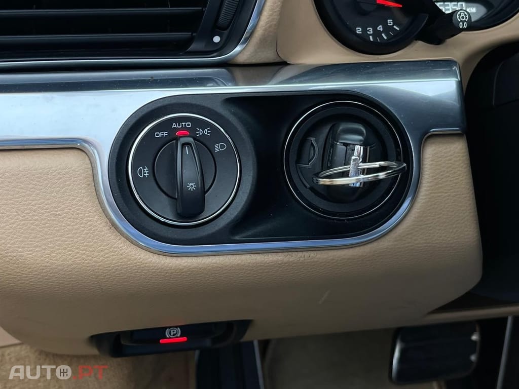 Porsche 911 911 CARRERA PDK