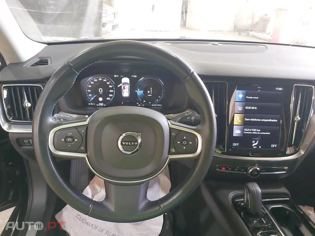 Volvo V60 2.0 T6 AWD TE R-Design Expression