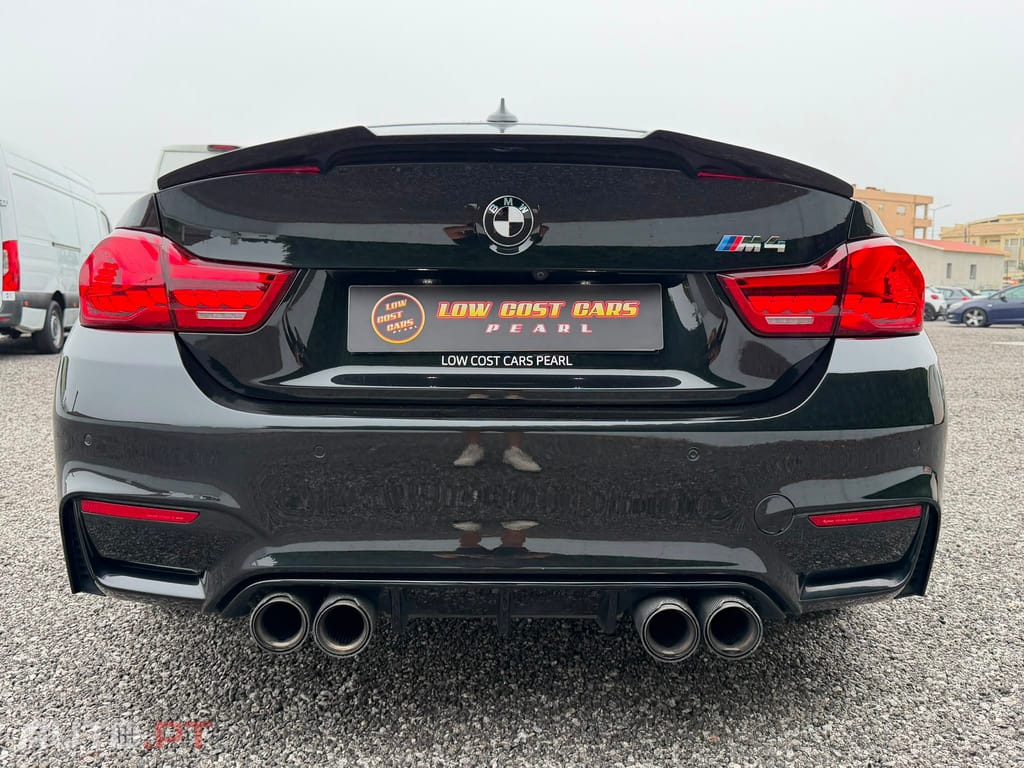 BMW M4 Auto