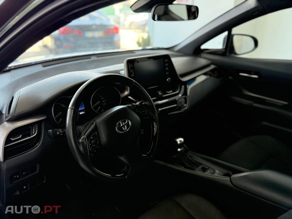 Toyota C-HR 1.8 Hybrid Comfort