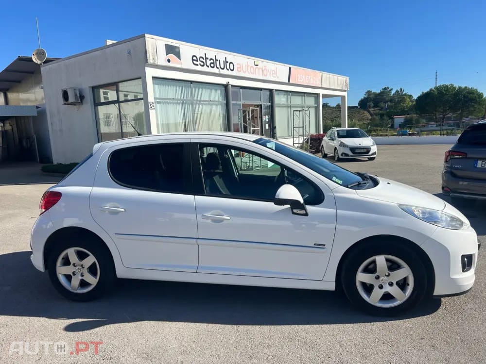 Peugeot 207 1.4 16V Sportium